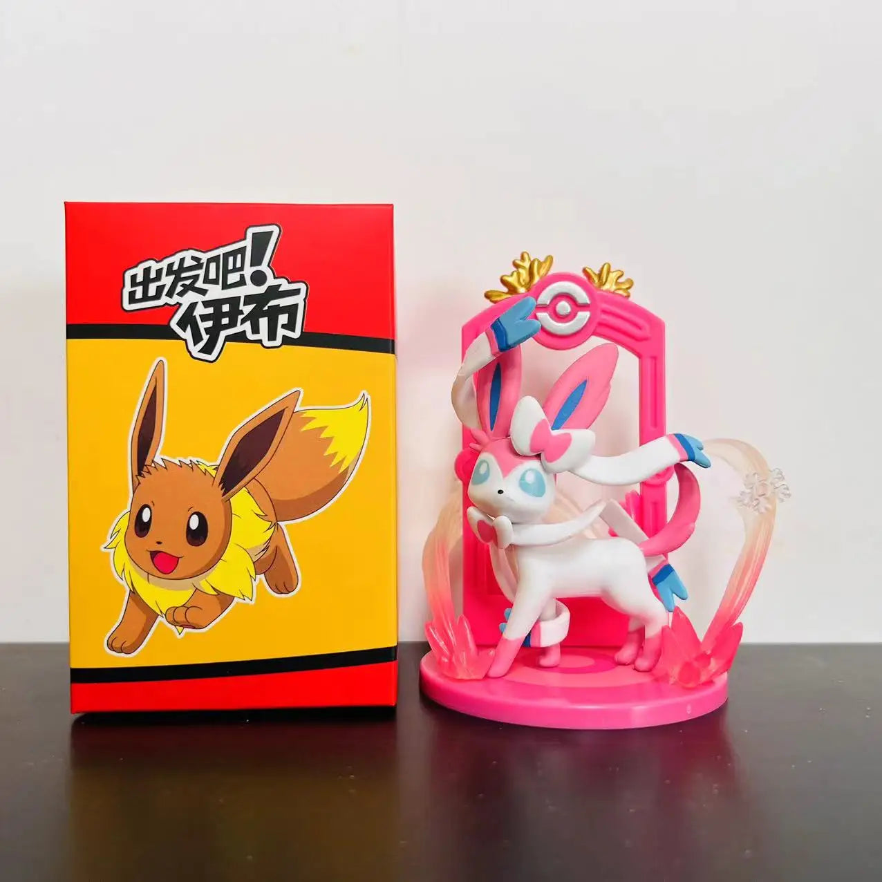 9pcs/Set Pokemon Eeveelution Figure Set Eevee Sylveon Espeon Glaceon Leafeon Box Anime Figure Toy Children's Birthday Gift