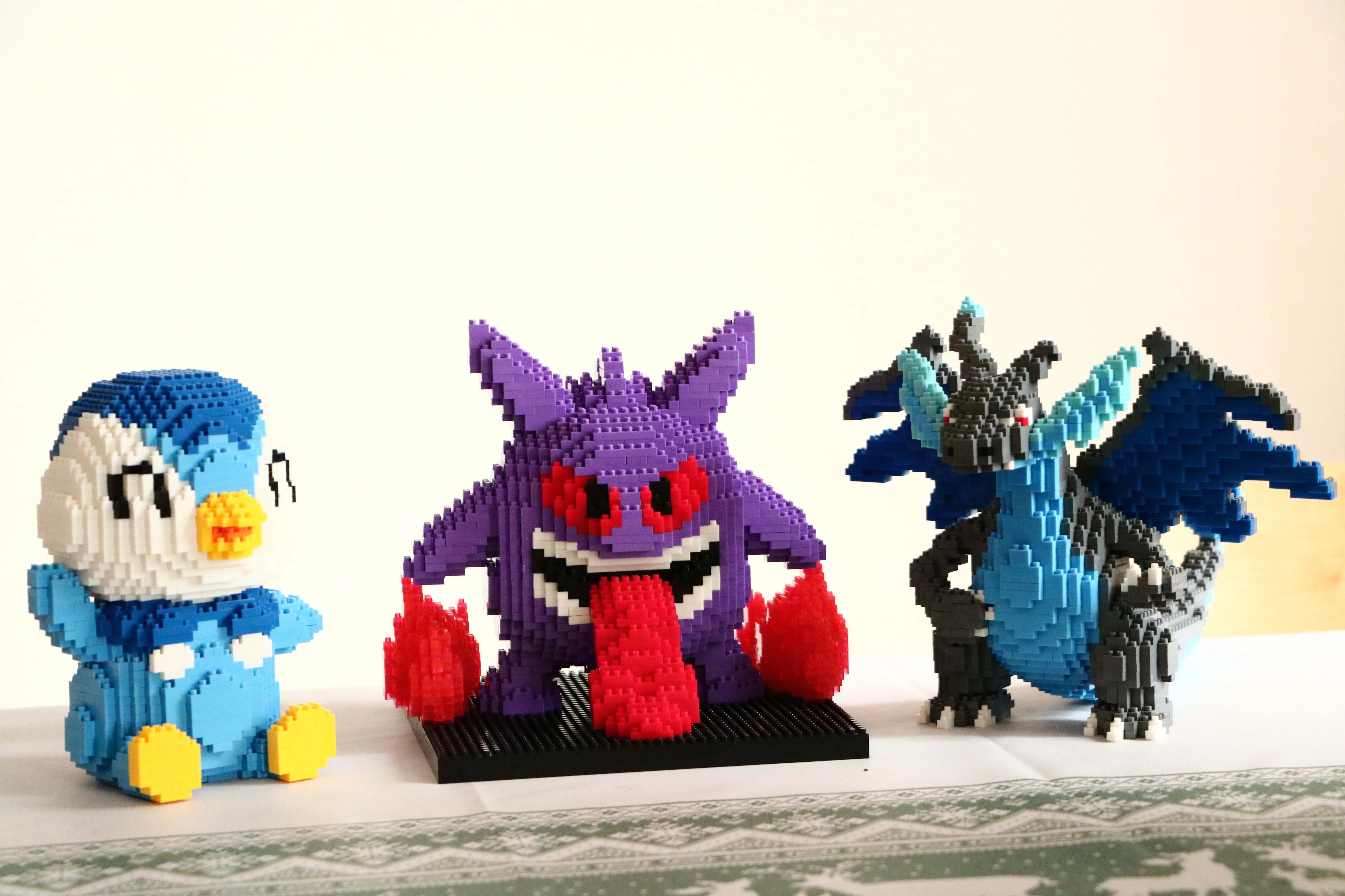 Pokemon Building Block Lucario Mewtow Cubone Gyarados Gengar Piplup Mega Charizard Figure DIY Assembly Micro Bricks Toys for Kid