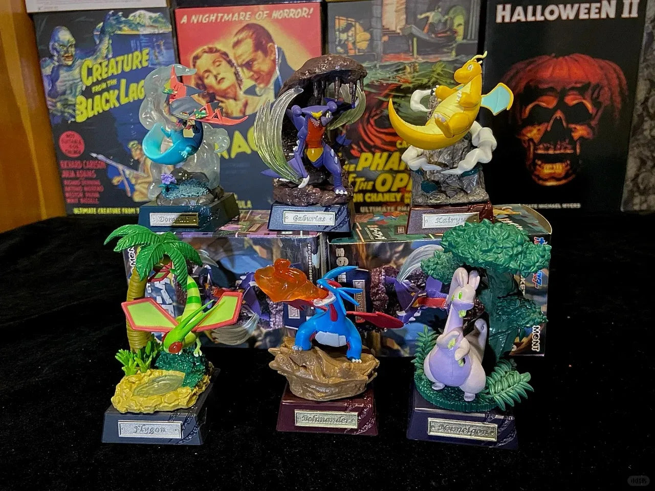 Original Re-Ment Pokemon Pocket Statue Dragon Type Dragonite Flygon Salamence Garchomp Goodra Dragapult Gift Toys